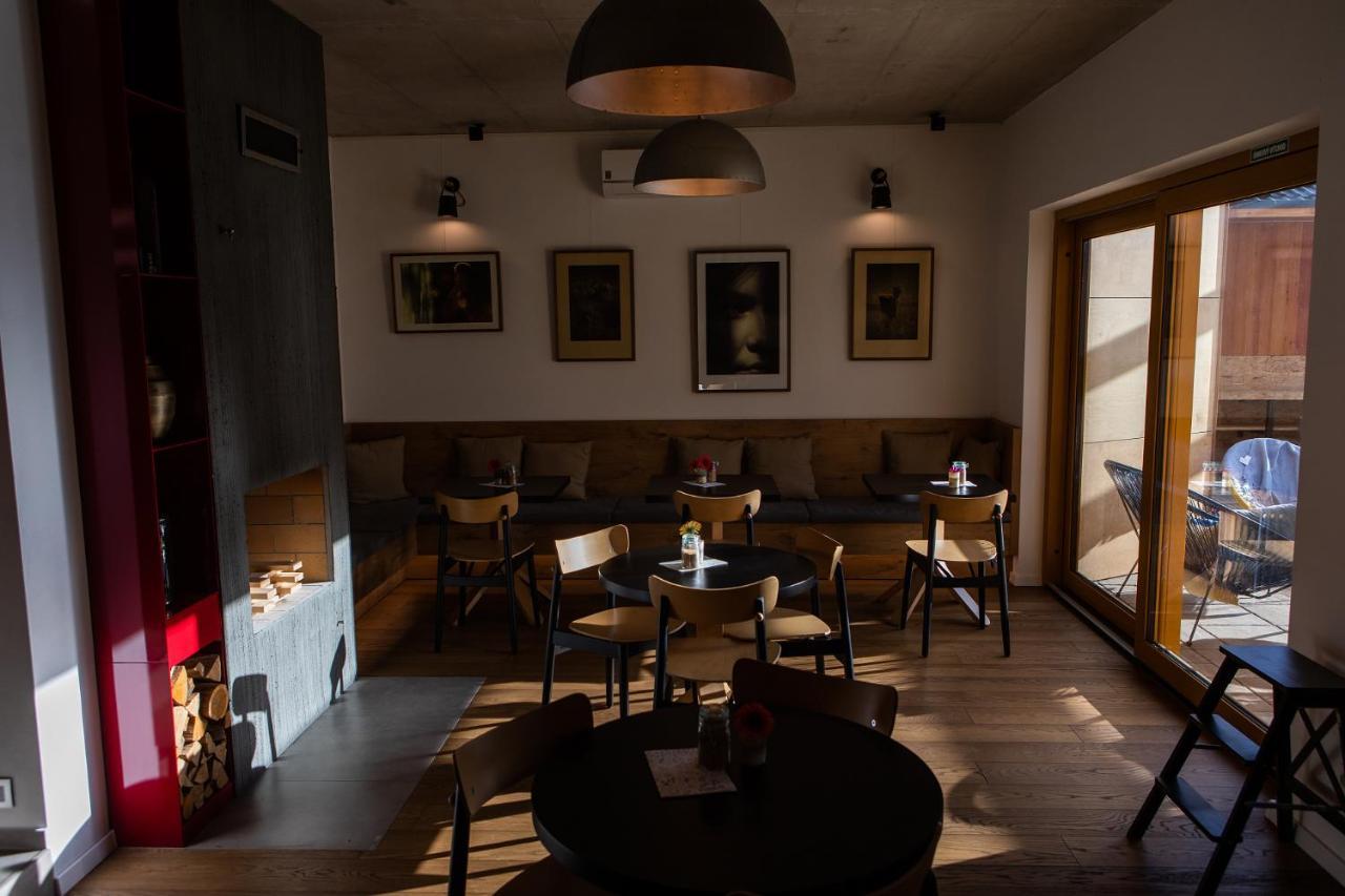 Vigeo Lounge B&B Coffee Бойниці Екстер'єр фото