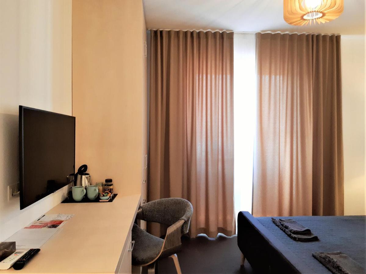 Vigeo Lounge B&B Coffee Бойниці Екстер'єр фото